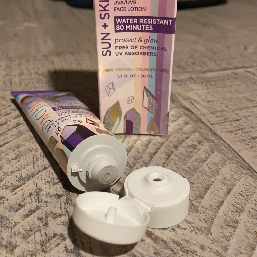 Pacifica sunscreen - Picture 3 of 3